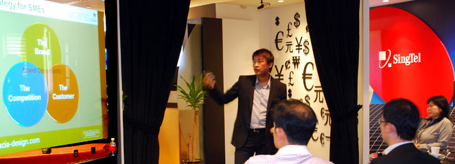 Kelvin Ng, Acacia's Director of Branding at SingTel Seminar addressing Branding for SMEs